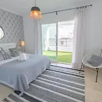 Vacation I Terrazas De Banus, Romantic, Jacuzzi, Pet-friendly, Cosy Duplex Penthouse, 2min Walk To Marina * Marbella