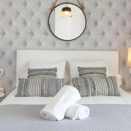 Vacation Marbella: Romantic Duplex Penthouse Near Marina Marbella