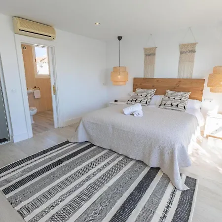 Vacation Marbella: Romantic Duplex Penthouse Near Marina *