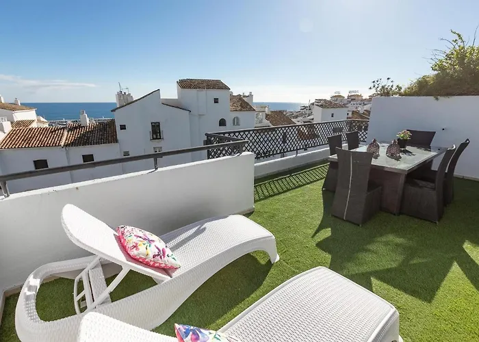 Lejlighed Vacation I Terrazas De Banus, Romantic, Jacuzzi, Pet-friendly, Cosy Duplex Penthouse, 2min Walk To Marina Marbella