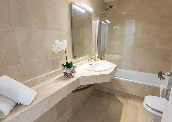 Lejlighed Vacation I Terrazas De Banus, Romantic, Jacuzzi, Pet-friendly, Cosy Duplex Penthouse, 2min Walk To Marina