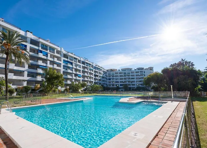 Lejlighed Vacation I Terrazas De Banus, Romantic, Jacuzzi, Pet-friendly, Cosy Duplex Penthouse, 2min Walk To Marina *